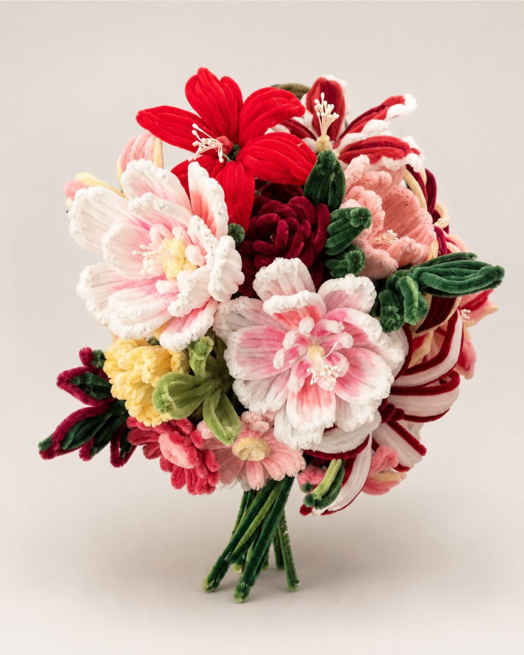 Handmade Pipe Cleaner Bouquet – Full Bloom Mix