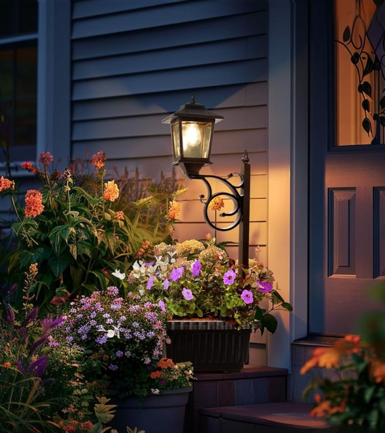 Solar lamp post with planter